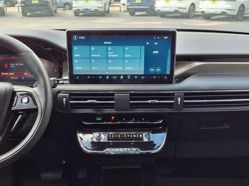 New 2026 Lincoln Corsair Grand Touring w/ Jet Appearance Package AWD/4WD image 11