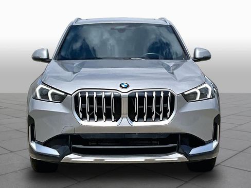 Used 2025 BMW X1 xDrive28i w/ Convenience Package image 4