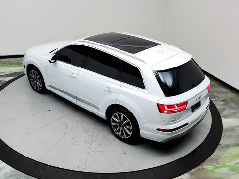 Used 2019 Audi Q7 2.0T Premium Plus w/ Premium Plus Package AWD/4WD image 37