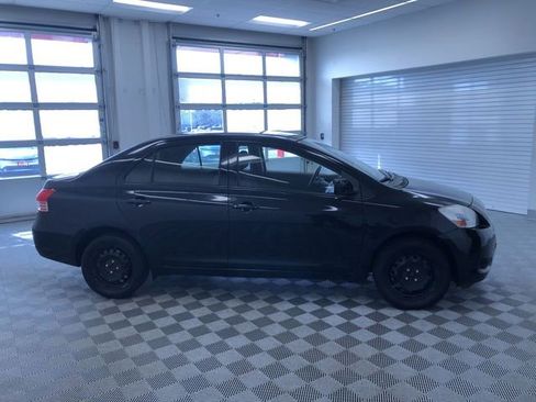 Used 2012 Toyota Yaris Sedan image 21