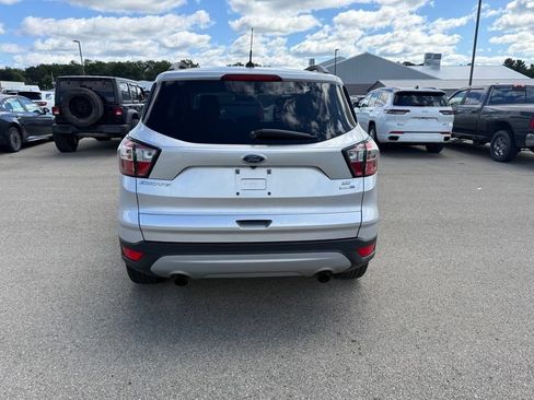 Used 2018 Ford Escape SE AWD/4WD image 17