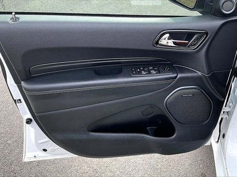 Used 2021 Dodge Durango SRT Hellcat w/ Technology Group image 23