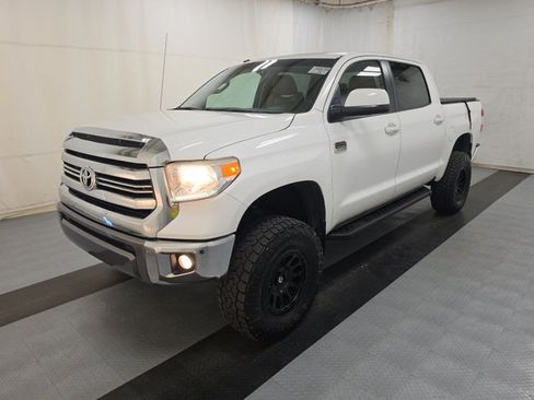 Used 2017 Toyota Tundra Platinum AWD/4WD image 4