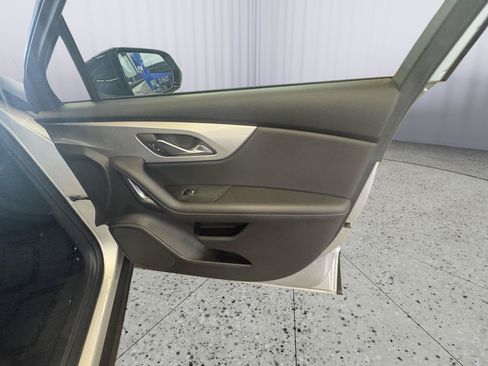 Used 2021 Chevrolet Blazer LT FWD image 13