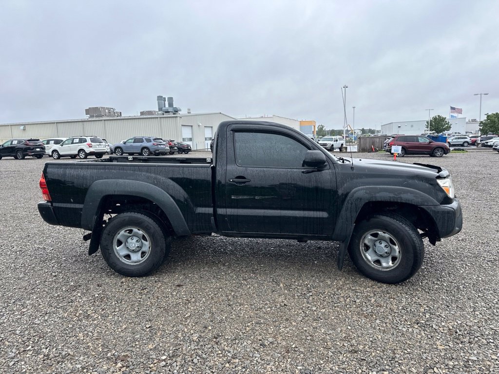 Used 2012 Toyota Tacoma 4x4 Regular Cab image 11