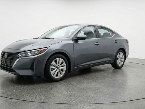 Used 2025 Nissan Sentra S FWD image 3