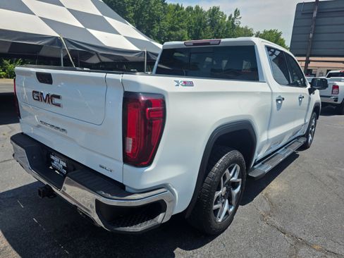 Used 2021 GMC Sierra 1500 SLT w/ SLT Premium Plus Package AWD/4WD image 5