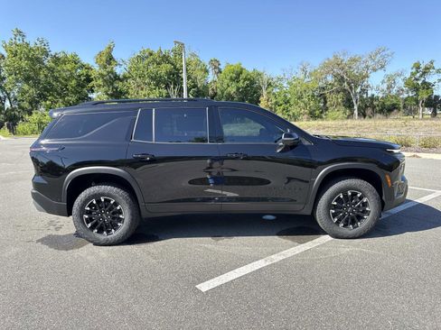New 2026 Chevrolet Traverse Z71 w/ Enhanced Driving Package AWD/4WD image 2