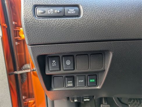 Used 2021 Nissan Rogue Sport S image 16