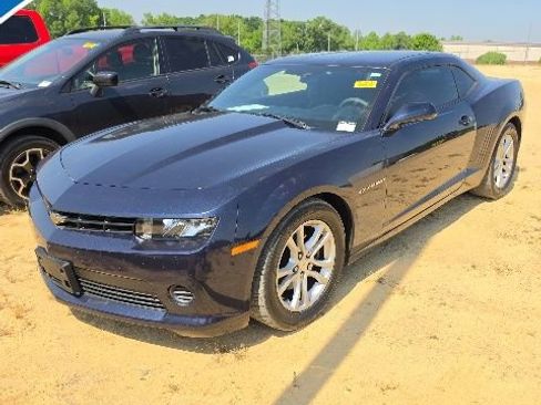 Used 2015 Chevrolet Camaro LS RWD image 1