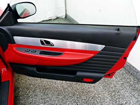Used 2002 Ford Thunderbird RWD image 9