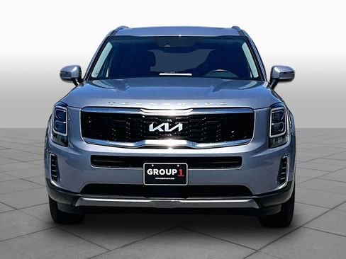Used 2022 Kia Telluride EX w/ EX Premium Package FWD image 4