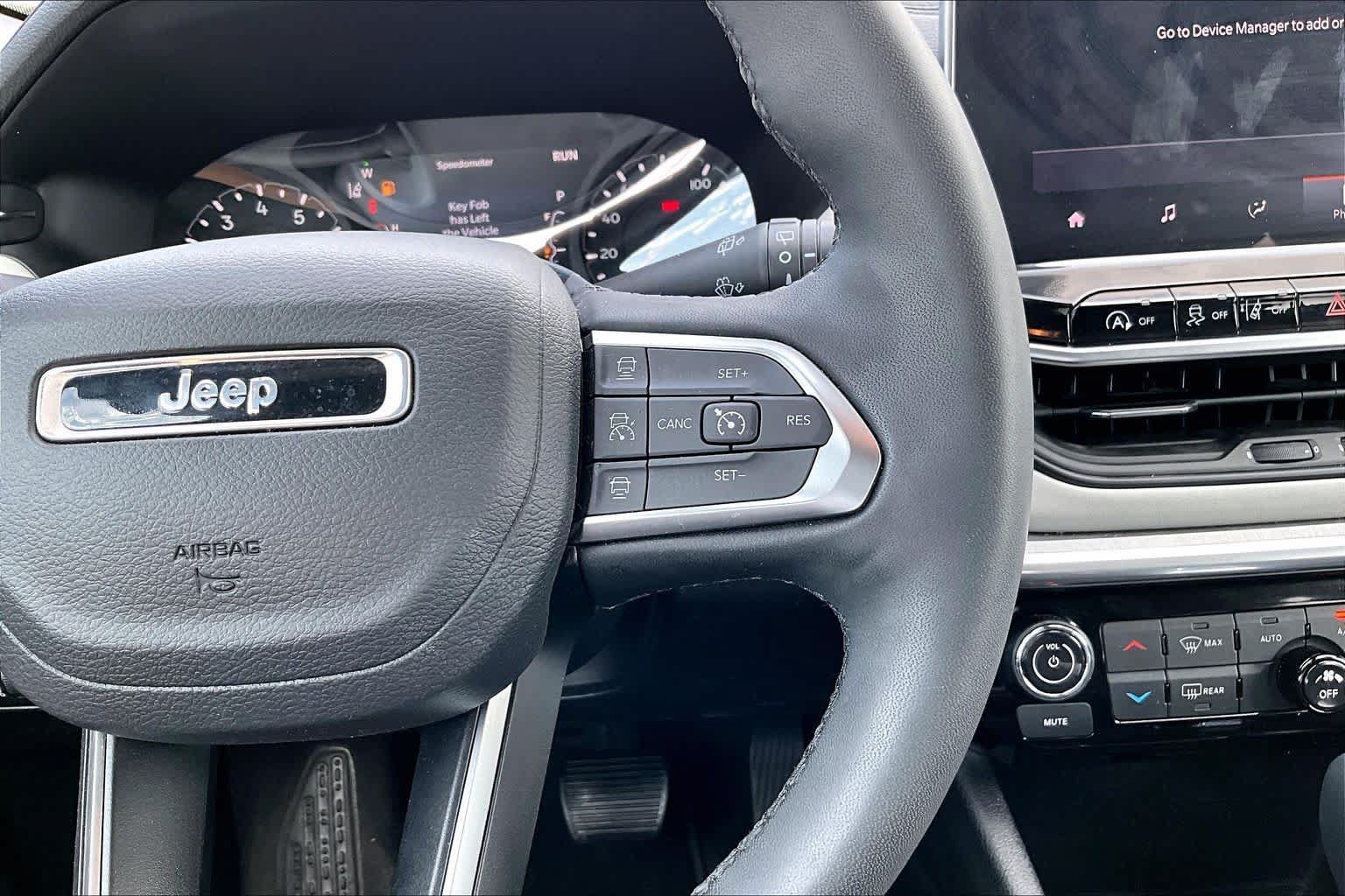 Used 2023 Jeep Compass Limited AWD/4WD image 20