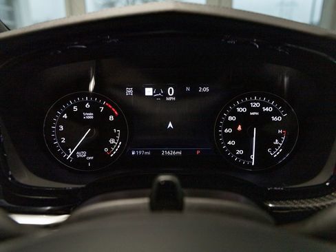 Used 2023 Cadillac XT6 Sport w/ LPO, ONYX Package image 28