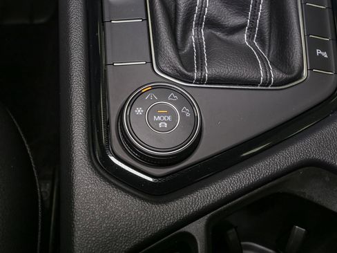 Used 2025 Volkswagen Taos SEL w/ Black Wheel Plus Package image 34