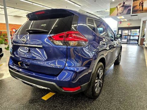 Used 2018 Nissan Rogue SL image 5
