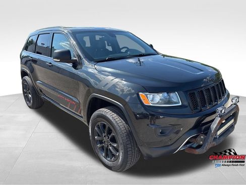 Used 2015 Jeep Grand Cherokee Limited w/ Trailer Tow Group IV AWD/4WD image 8