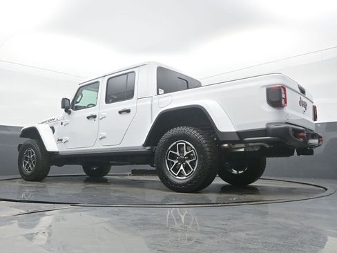 New 2026 Jeep Gladiator Rubicon w/ Safety Group AWD/4WD image 48