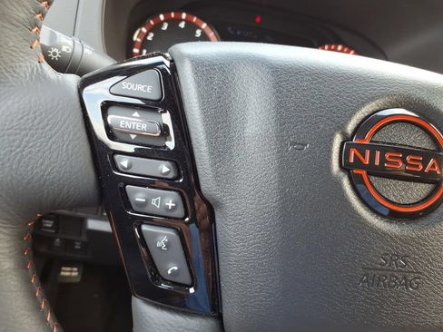 Used 2026 Nissan Frontier PRO-4X w/ Pro-4x Convenience Package AWD/4WD image 10