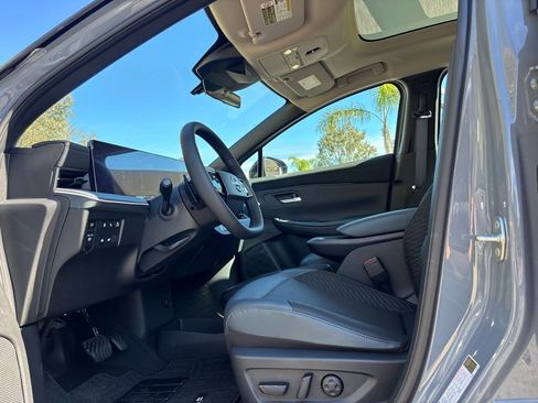 New 2026 Nissan Leaf Platinum+ w/ Cargo Package (Platinum+) image 10