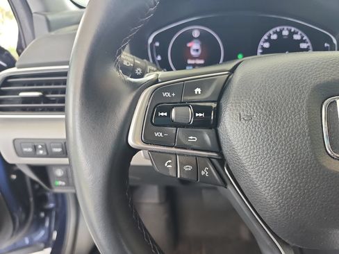 Used 2019 Honda Accord Touring image 13