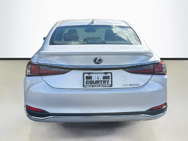 Used 2021 Lexus ES 300h w/ Accessory Package 2 FWD image 6