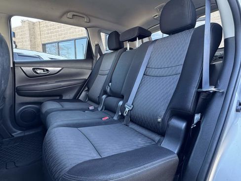 Used 2017 Nissan Rogue S image 34