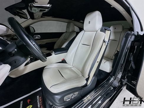 Used 2015 Rolls-Royce Wraith RWD image 15
