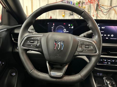Used 2024 Buick Envista Avenir FWD image 20