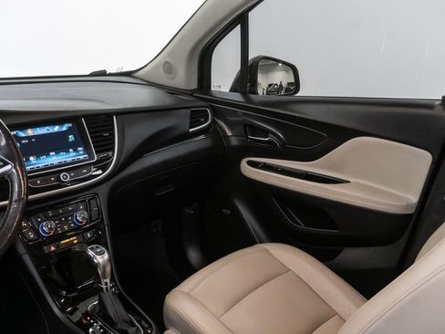 Used 2018 Buick Encore Premium w/ Experience Buick Package FWD image 15