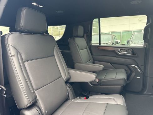 New 2026 GMC Yukon XL Denali AWD/4WD image 30