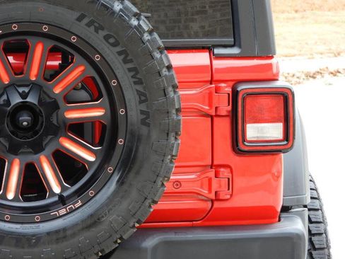 Used 2019 Jeep Wrangler Unlimited Sport S image 21