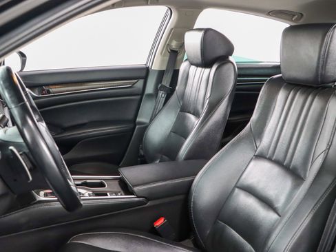 Used 2021 Honda Accord Touring image 24