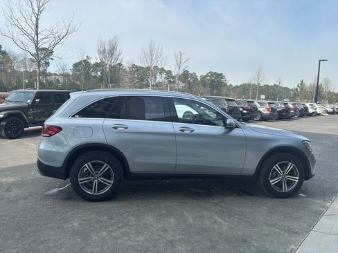 Used 2022 Mercedes-Benz GLC 300 w/ Premium Package Lite image 6