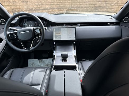 New 2026 Land Rover Range Rover Evoque S AWD/4WD image 9