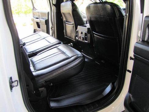 Used 2019 Ford F150 XLT w/ Equipment Group 302A Luxury image 20