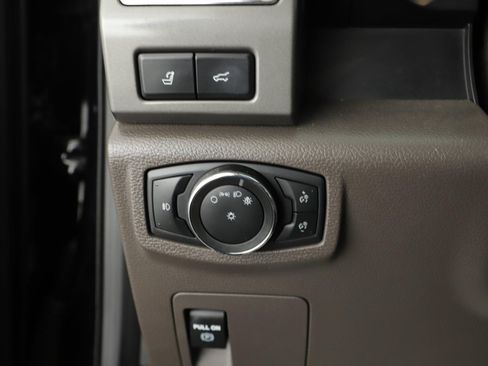 Used 2021 Ford Expedition XLT RWD image 22