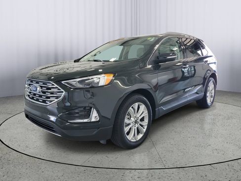 Certified 2024 Ford Edge Titanium AWD/4WD image 2