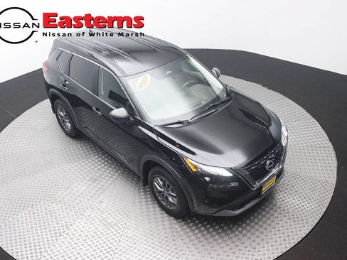 Used 2023 Nissan Rogue S AWD/4WD image 3