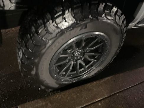 Used 2024 Toyota Tacoma SR5 image 11