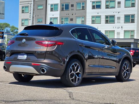 Used 2019 Alfa Romeo Stelvio Ti AWD/4WD image 10