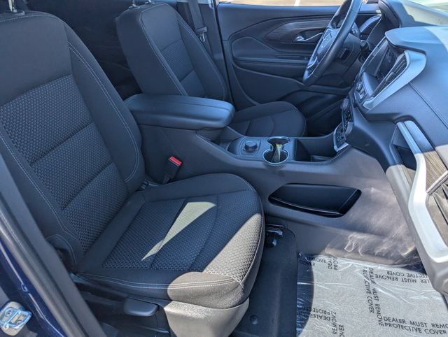 Used 2023 GMC Terrain SLE FWD image 9