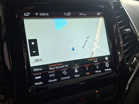 Used 2022 Jeep Cherokee Limited w/ Elite Package image 3