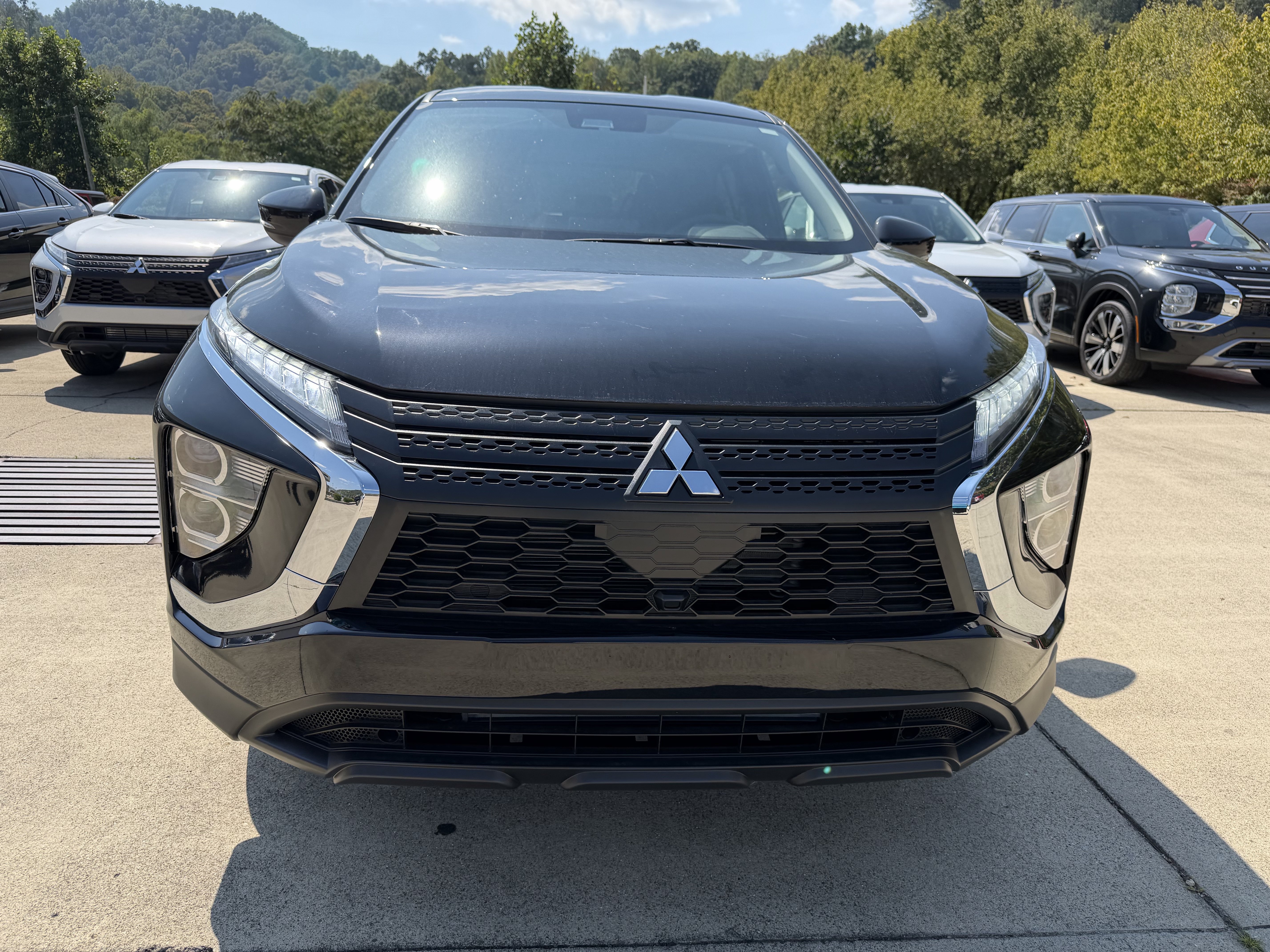 New 2026 Mitsubishi Eclipse Cross ES AWD/4WD image 2