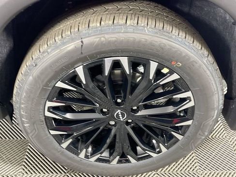 New 2026 Nissan Rogue SV FWD image 20