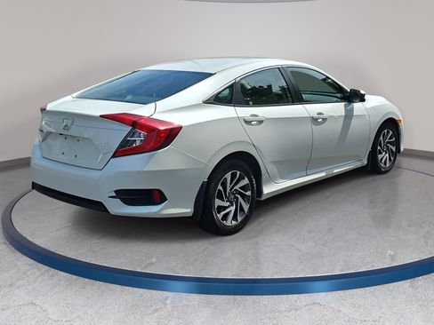 Used 2016 Honda Civic EX image 5