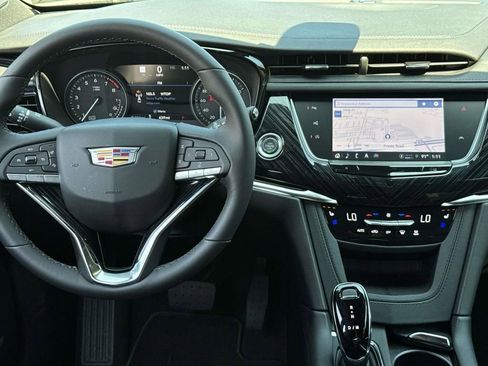 New 2025 Cadillac XT6 Premium Luxury w/ Technology Package image 9