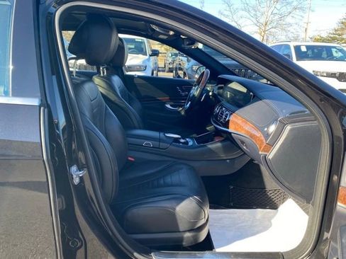Used 2018 Mercedes-Benz S 560 4MATIC Sedan image 34