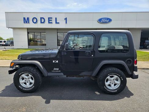 Used 2004 Jeep Wrangler X w/ Wheel Plus Group AWD/4WD image 1