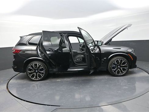 Used 2022 BMW X5 M Competition w/ Competition Package 2 image 42